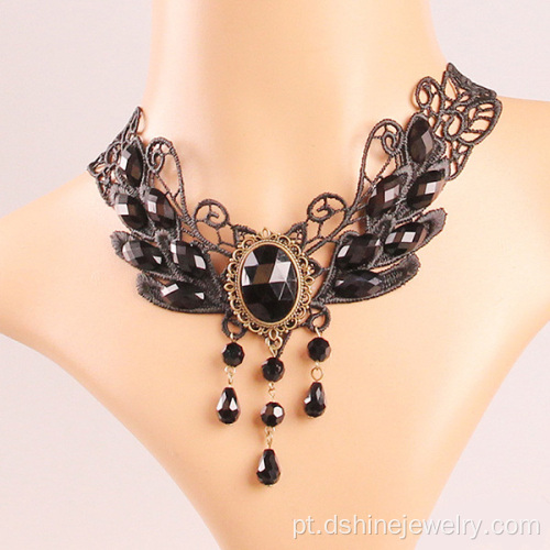 Moda preto asas com joia colar de laço
